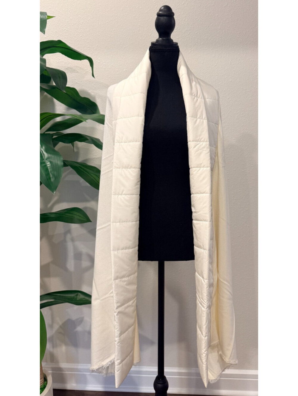 Wynne Layers One Size Ivory Quilted Puffer Wrap Cardigan Mixed Media